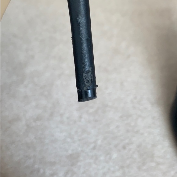 Black high heels - Picture 5 of 7